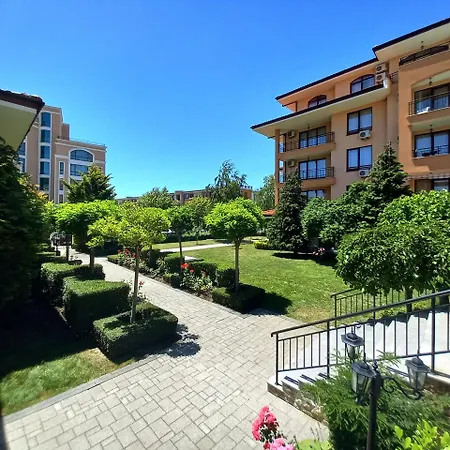 Star Dreams With Glass Veranda Апартаменты *