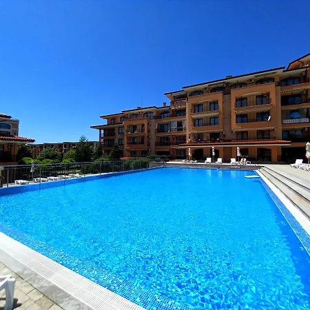 Апартамент Star Dreams With Glass Veranda Свети Влас